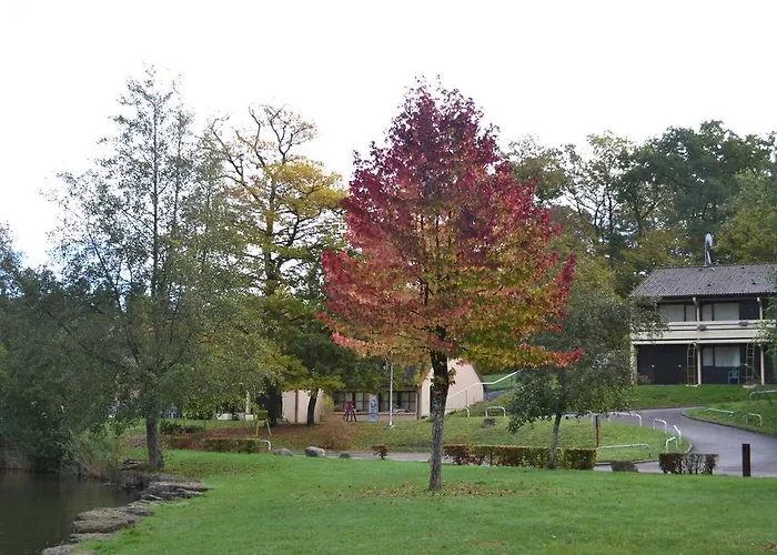 Отель Restaurant Des Lacs Контрексвиль